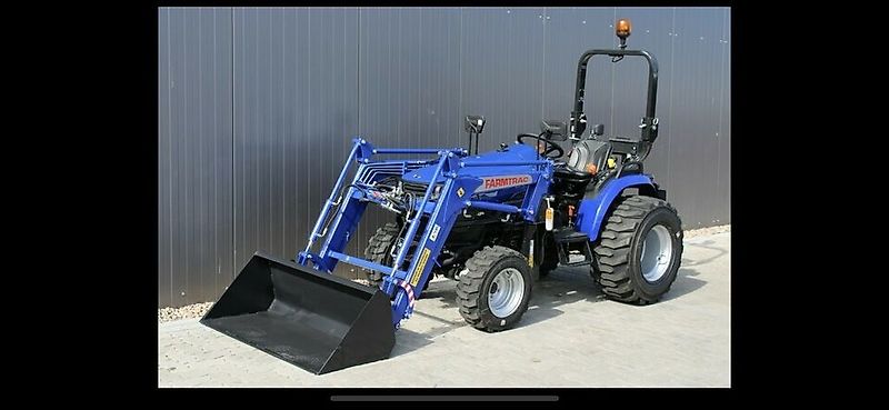 Farmtrac Farmtrac 22 22PS Frontlader Traktor Schlepper NEU Allrad Kubota