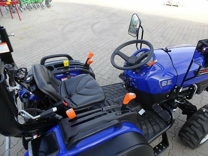 Farmtrac Farmtrac 22 22PS Frontlader Traktor Schlepper NEU Allrad Kubota