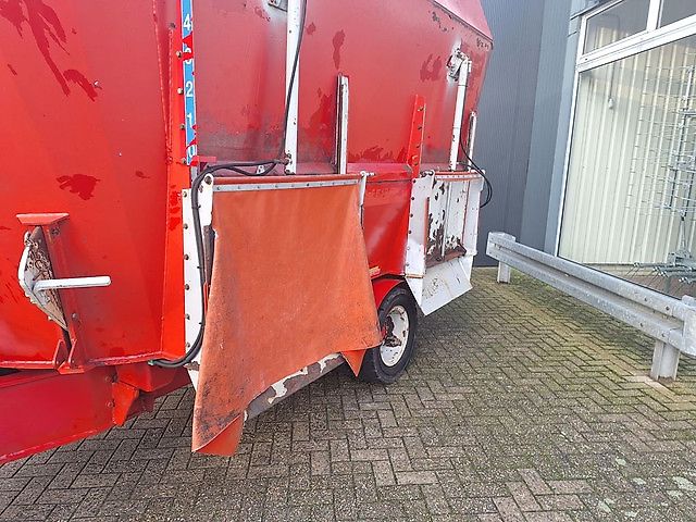 JF-Stoll 18M3 VOERMENGWAGEN