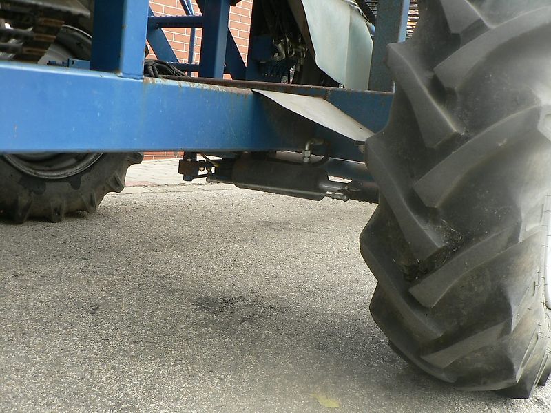 ASA-LIFT; SAMON ; HOLARAS; GRIMME; KRUKOWIAK; SIMON ; DEWULF SL 122 ES