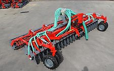 Unia Ares XLA H6 Güllescheibenegge 6m Vogelsang EasyCut 24 Verteiler