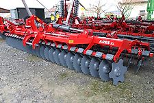 Unia Ares XLH 6 Kurzscheibenegge Rohrstabwalze