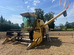 New Holland 8040