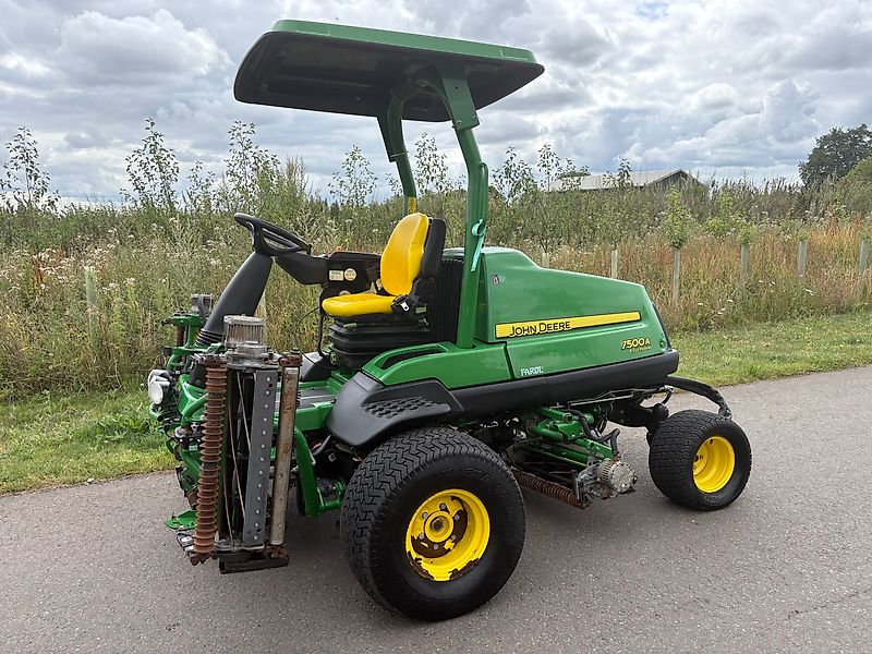 John Deere 7500AE