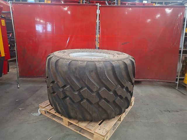 BKT 800/45R26.5 FL630 Ultra