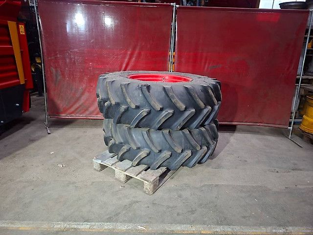 Firestone 420/85R28 Perfomer & Michelin 480/80R42 AgriBIB