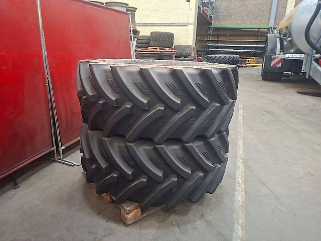 BKT 540/65R30 AgriMax Sirio