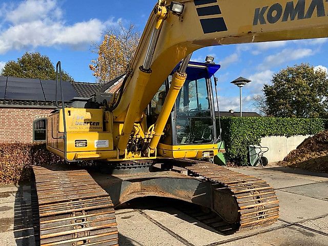 Komatsu Active PC240LC