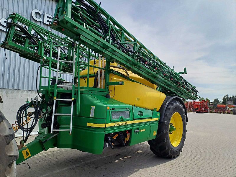 John Deere R962i