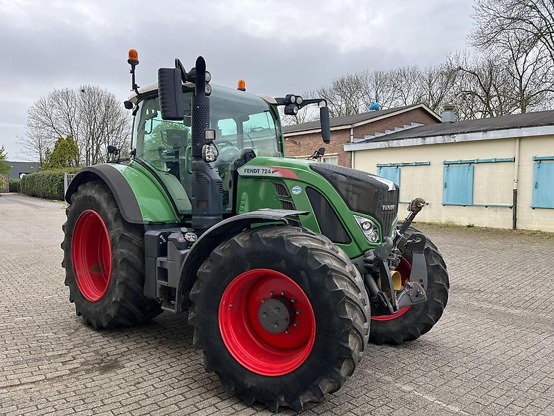 Fendt 724 S4 Profi Plus