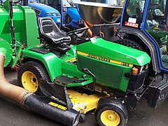 John Deere 415