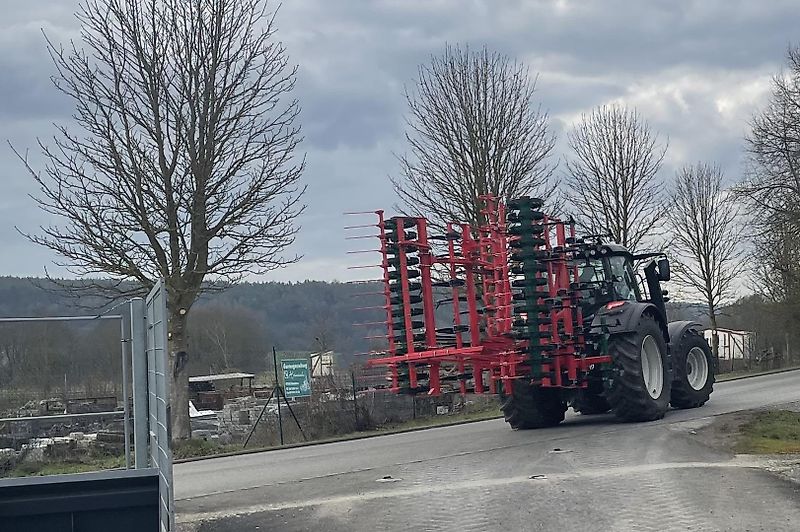 AGRO-MASZ APS oder Vibro 3 bis 8 m Arbeitsbreite, Nachläufer nach Wahl