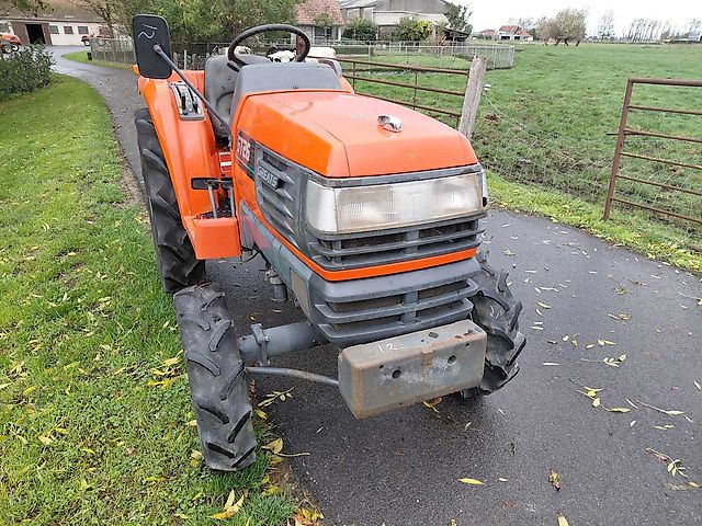 Kubota GT26