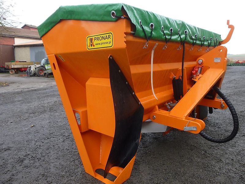 Pronar HZS 10 Selbstladestreuer