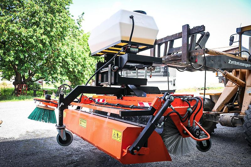 Pronar ZM 2000 Kehrmaschine 2m + Seitenbesen