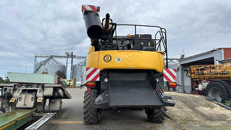 New Holland New Holland Cr8080 4x4