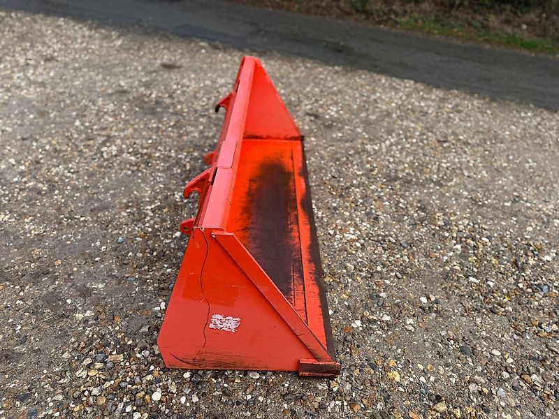 Kubota M1816E Front Loader Bucket