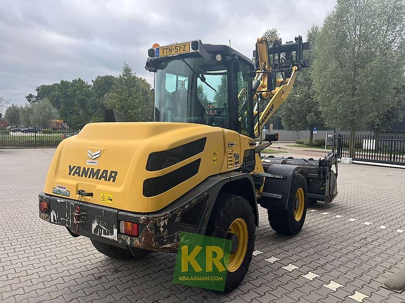 Yanmar V100 shovel #141050