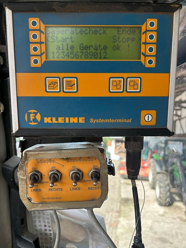 Kleine Unicorn Synchro Drive 12 reihig Mulchsaat