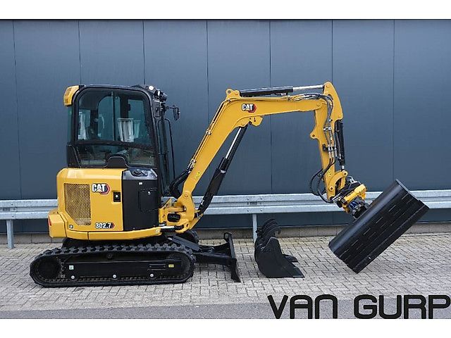 Caterpillar 302.7 CR | Engcon Rototilt | 2021 | 233h