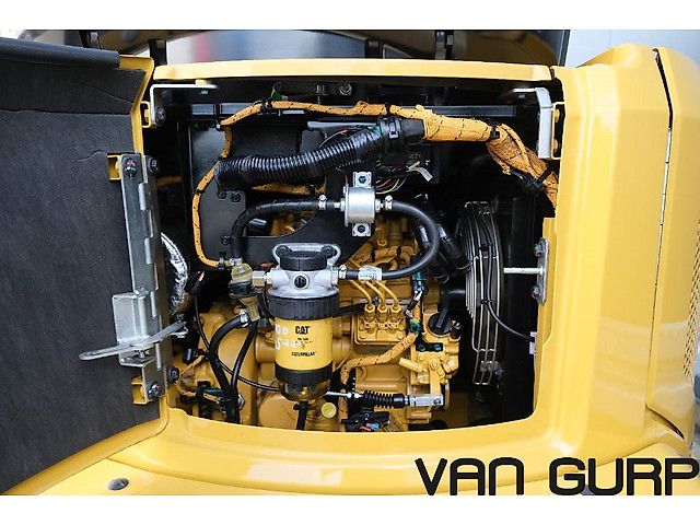 Caterpillar 302.7 CR | Engcon Rototilt | 2021 | 233h