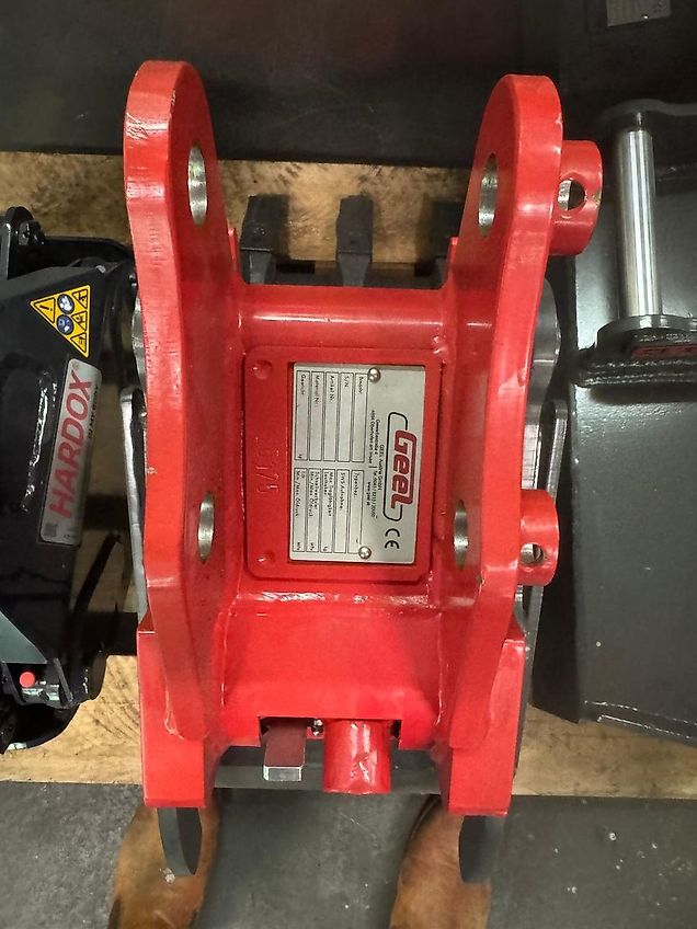 New Holland E 19C Minibagger