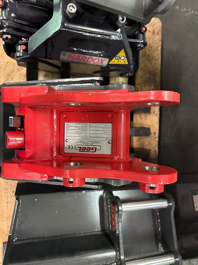 New Holland E 19C Minibagger