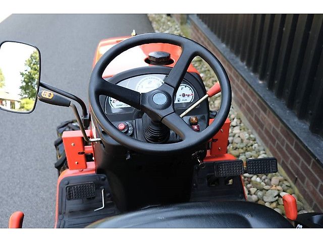 Kubota B1830 4WD minitractor 18pk | kenteken | 871h