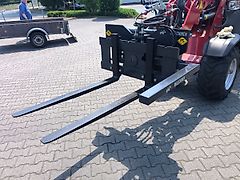 Palettengabel drehbar mit Kistenanschlag