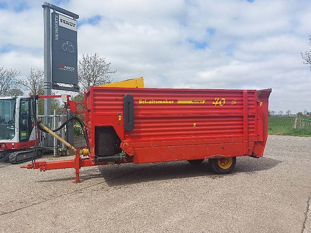 Schuitemaker Amigo 40S blokkendoseerwagen
