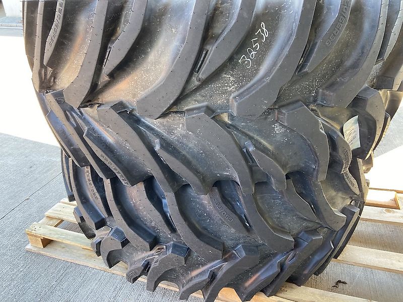 Nokian 540/65R28 + 650/65R38 NEU