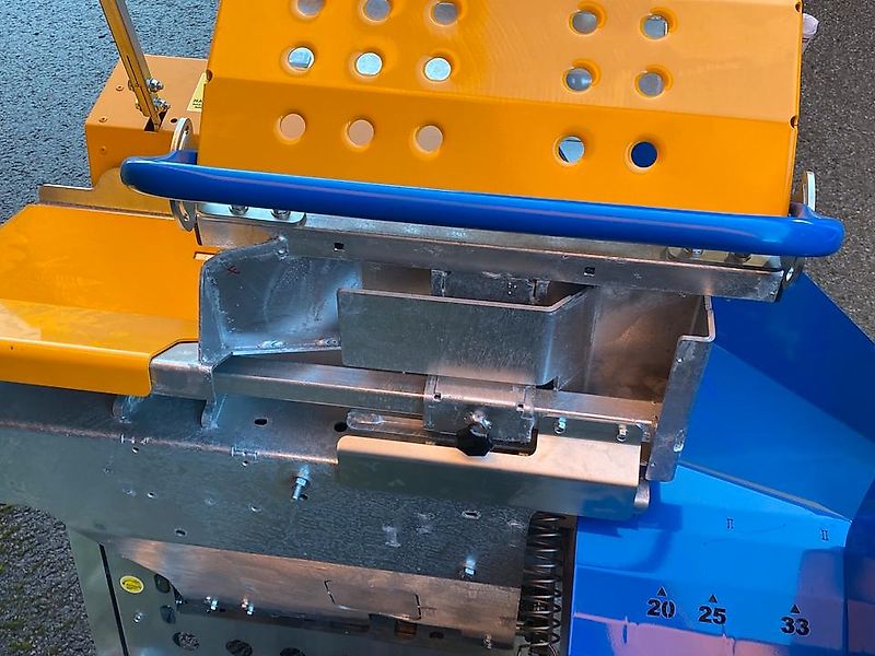 Binderberger Kreissäge Förderband Wippsäge Wippkreissäge