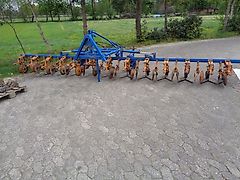 Schmotzer 12 reihige Schmotzer Fronthacke/Heckhacke mit Vario-Anbaubock grosse Gummibereifte Stützräder gelenkt