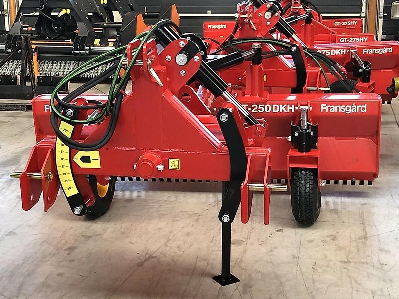 Fransgard Planierschild Polterschild Wegehobel Schneeschild