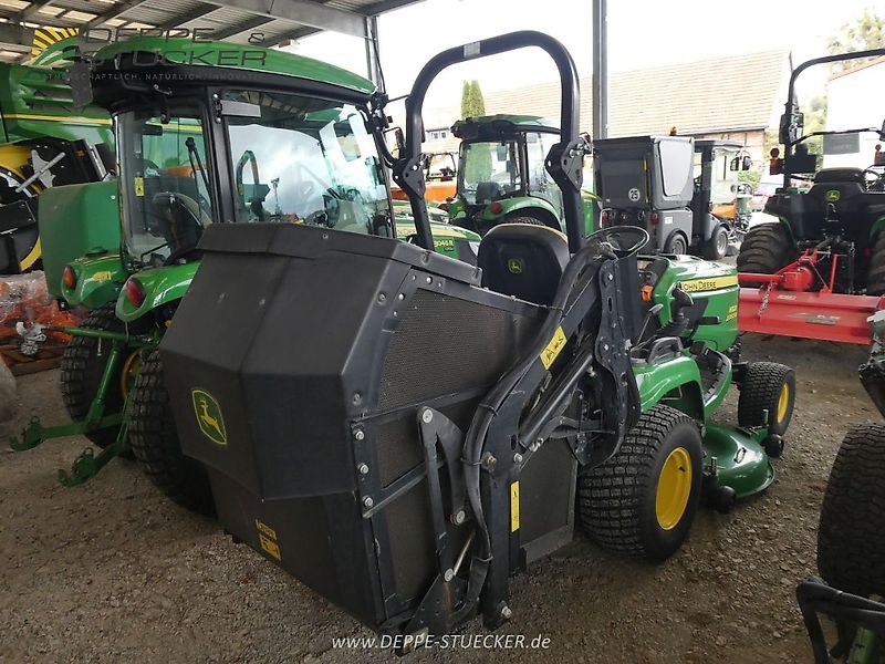 John Deere X950R Hochentleerung