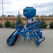 Wiesenstriegel Nachsaatgerät Grünlandstriegel Streuer