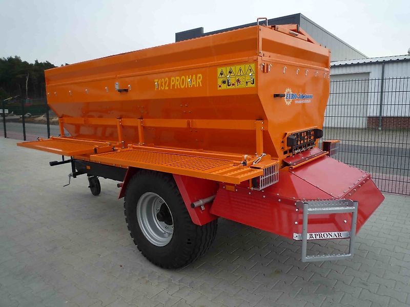 Pronar Salz- Sandstreuer T 132, ca. 4 m³, NEU, ab Lager