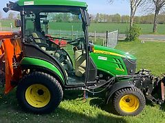 John Deere John Deere 2026R mit Yanmar Motor