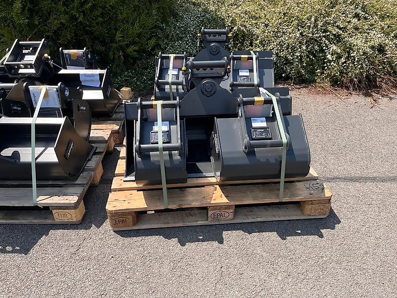 Tieflöffel 300 & 500 1x Grabenräumlöffel 1000 Hydr. Rädlinger