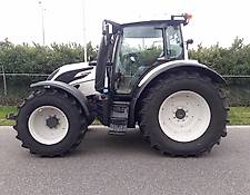 Valtra N 134