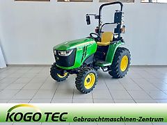 John Deere 3038E