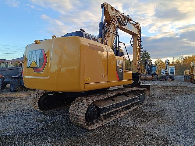 Caterpillar 320FL