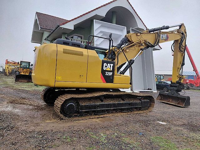 Caterpillar 320FL
