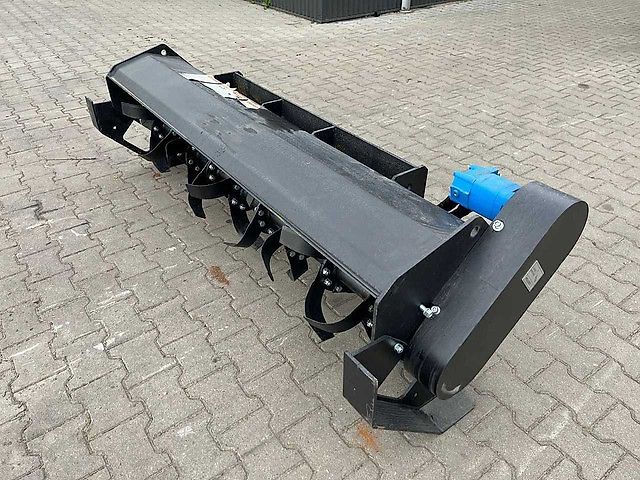 Field Industries Frees / tiller