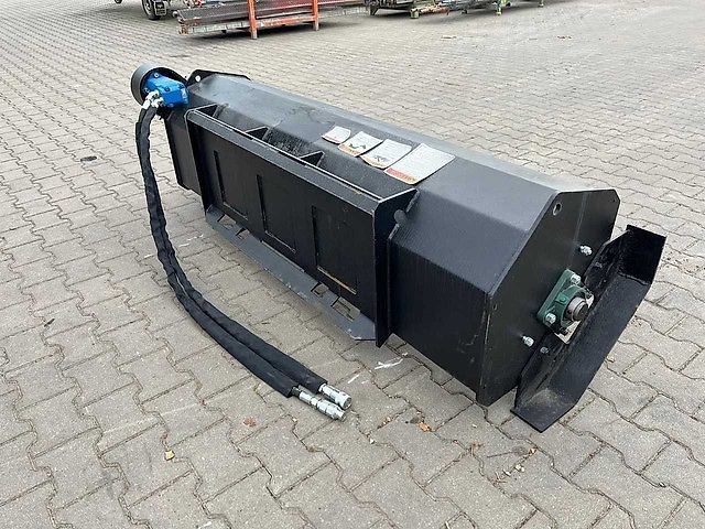 Field Industries Frees / tiller