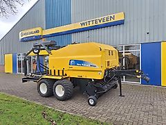 New Holland BR560A