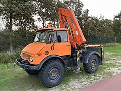 Mercedes-Benz Unimog 406