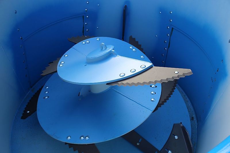 Euromilk Futtermischwagen Rino FX 900 Compact