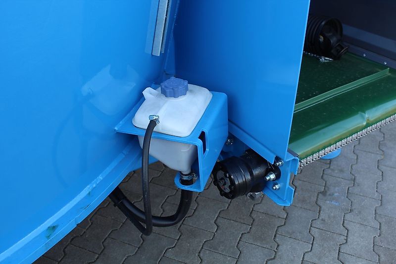 Euromilk Futtermischwagen Rino FX 900 Compact