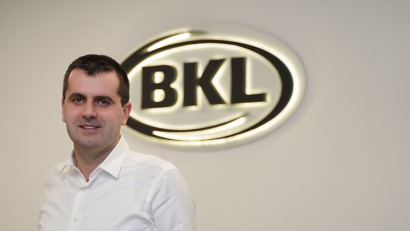 Contactpersonen De heer Božo Laco